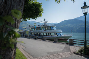 The MS Schmittenhöhe is docked at the waterfront promenade. | © Mr. Offenblende